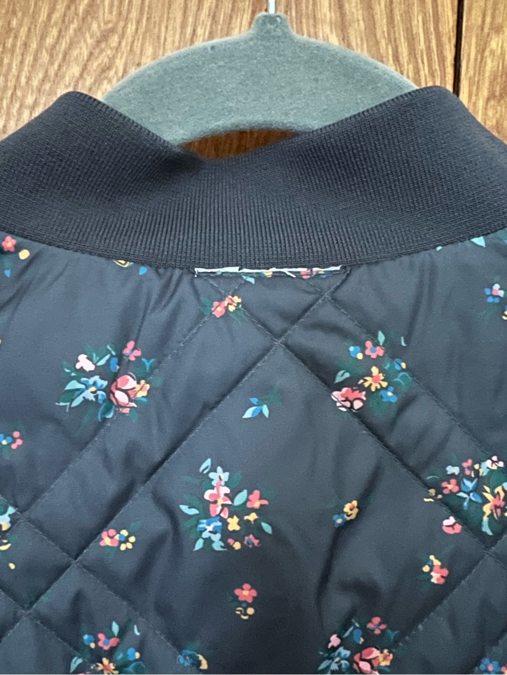 The Great x Eddie Bauer Reversible Down Bomber Jacket Size Large - Picture 6 of 12